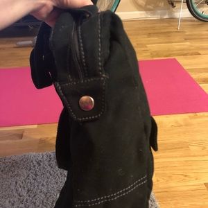 Black 31 medium size purse